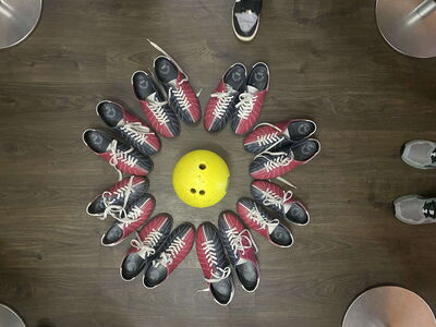 /assets/images/3/bowling-profis-ew99v7nym0tp4e7.jpeg