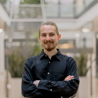 /assets/images/a/tim-greller-mc0bfbg0xmh5yw6.jpg